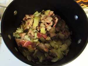 Browning Lamb Meat with Onions